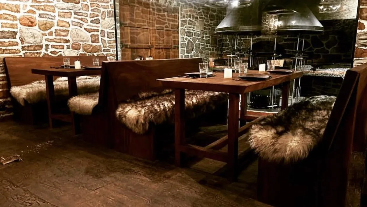 Furnitures 18