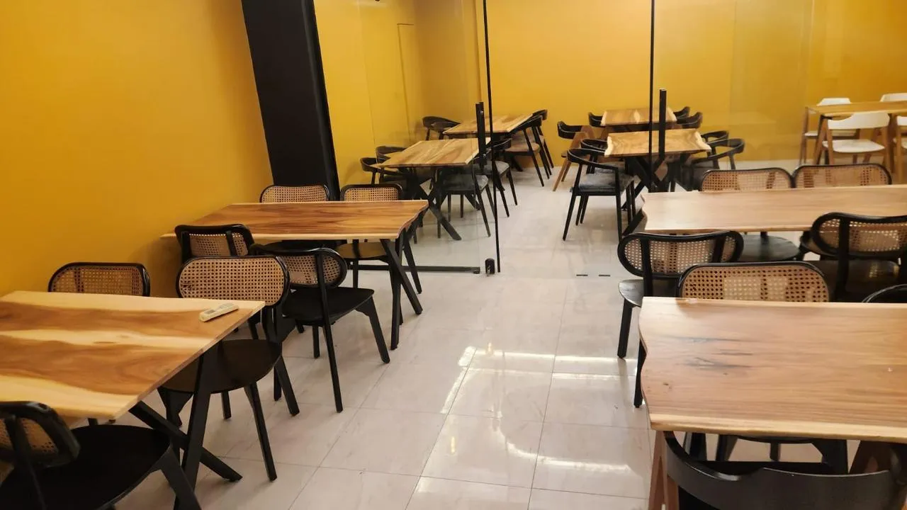 Furnitures 23