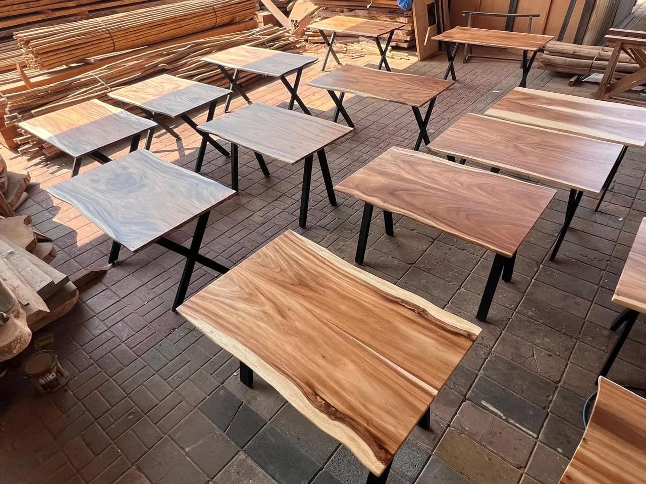 Furnitures 25