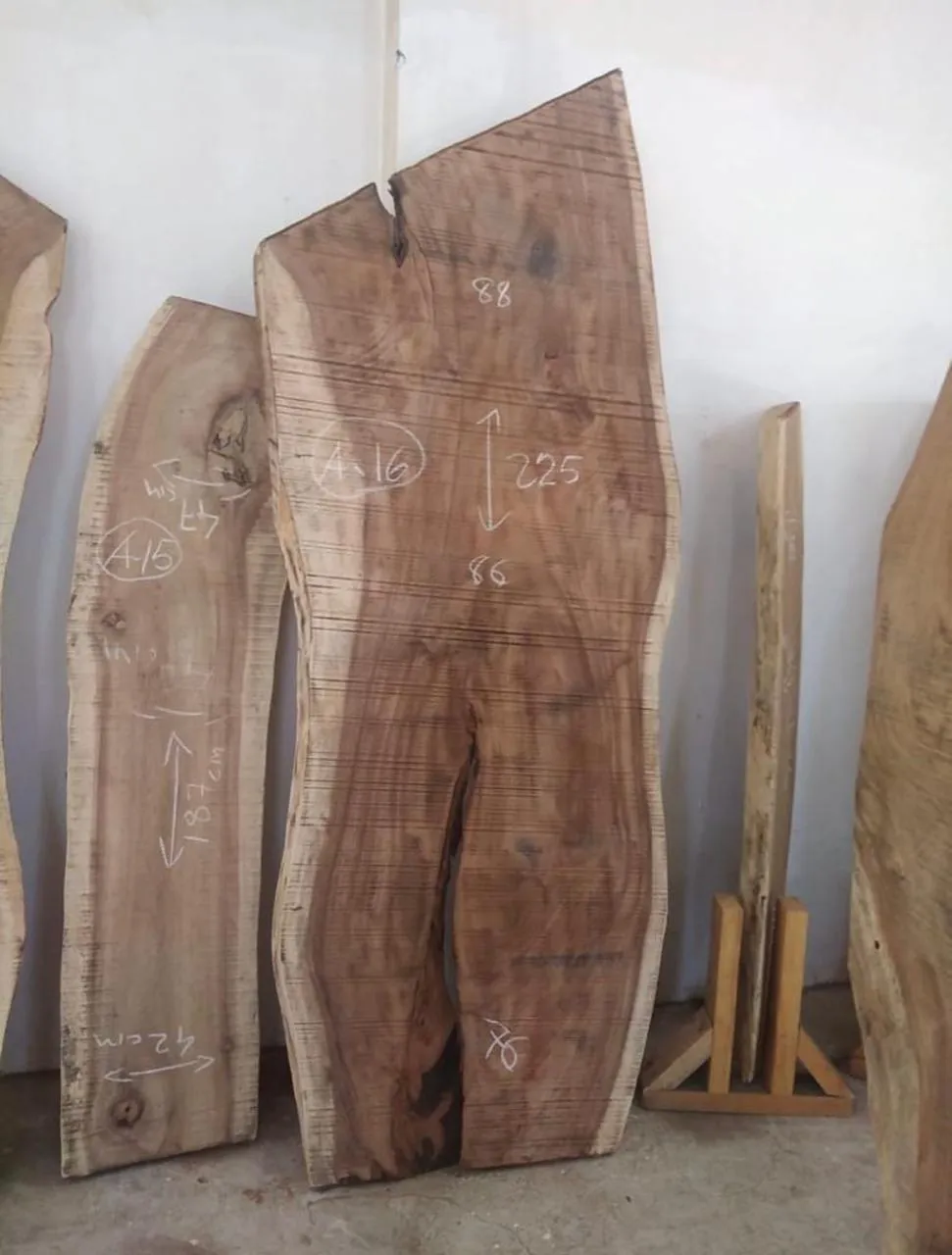 Live Edge Slabs — Bestonhomes, photo 3 of 29