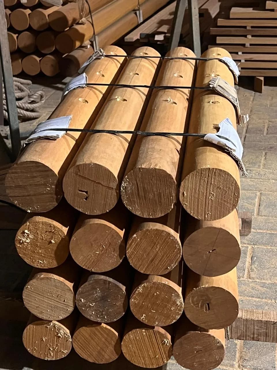 Natural and Customized Poles — Bestonhomes, photo 13 of 27