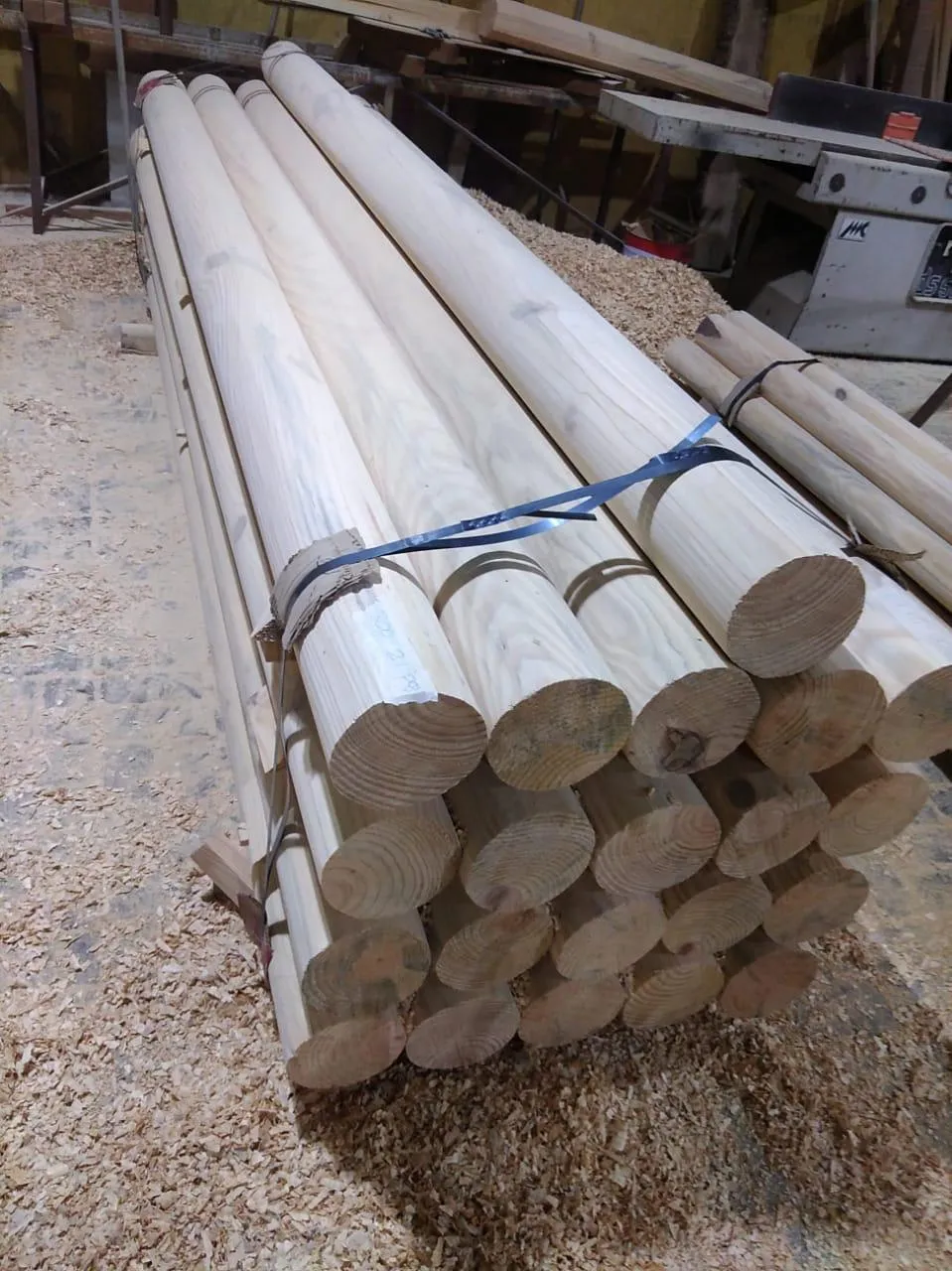 Natural and Customized Poles — Bestonhomes, photo 16 of 27