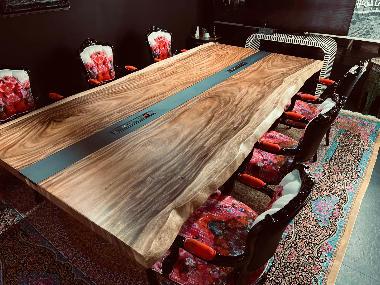 Furnitures